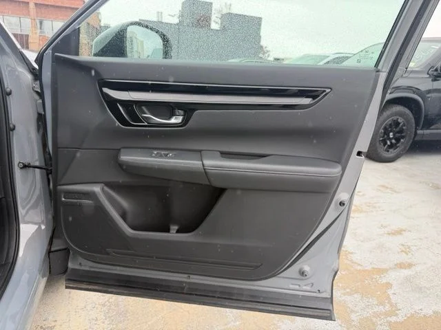 Used 2024 Gray Honda EX-L image 18