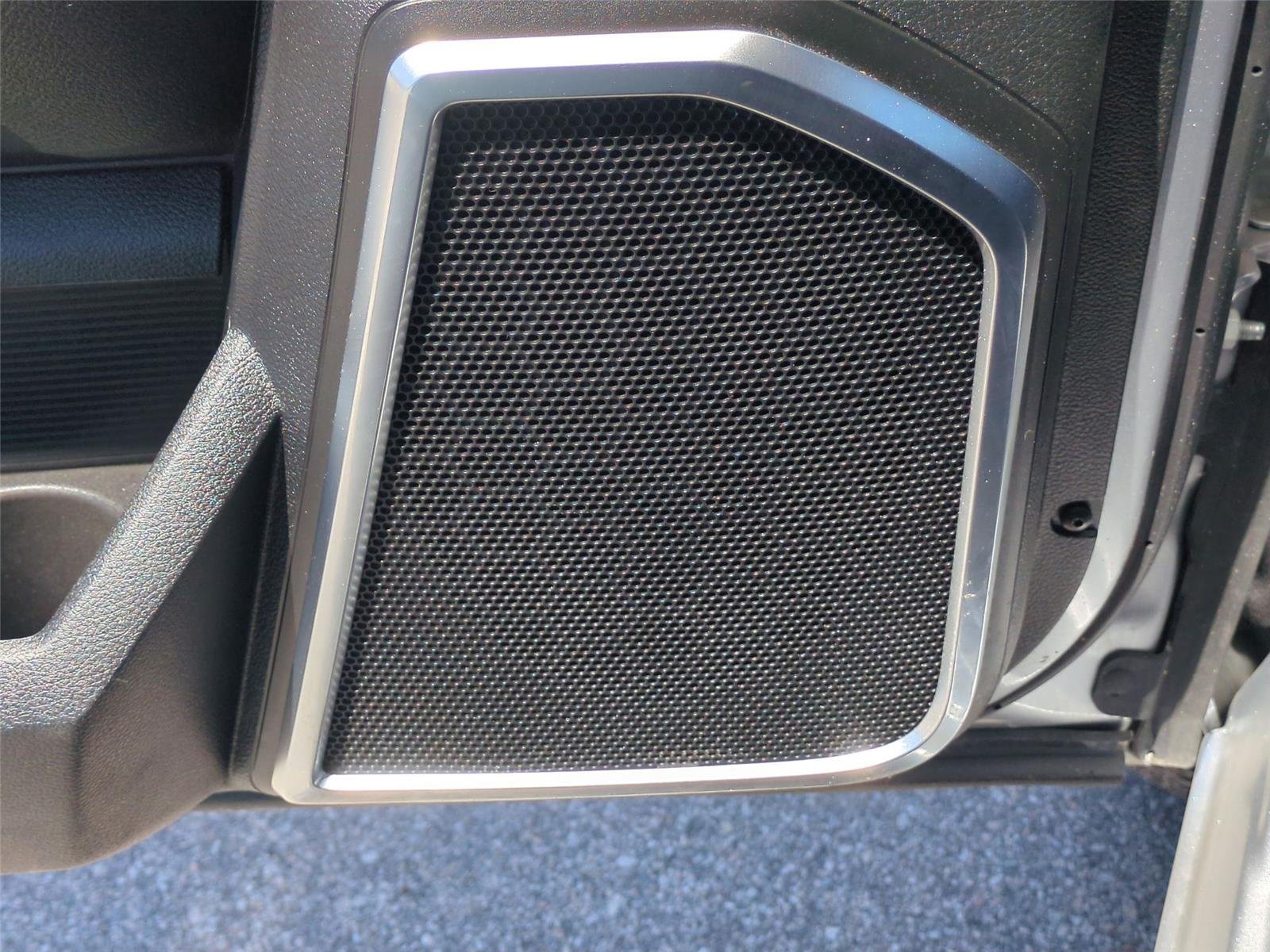 Used 2024 Billet Silver Metallic Clearcoat Ram Laramie image 17