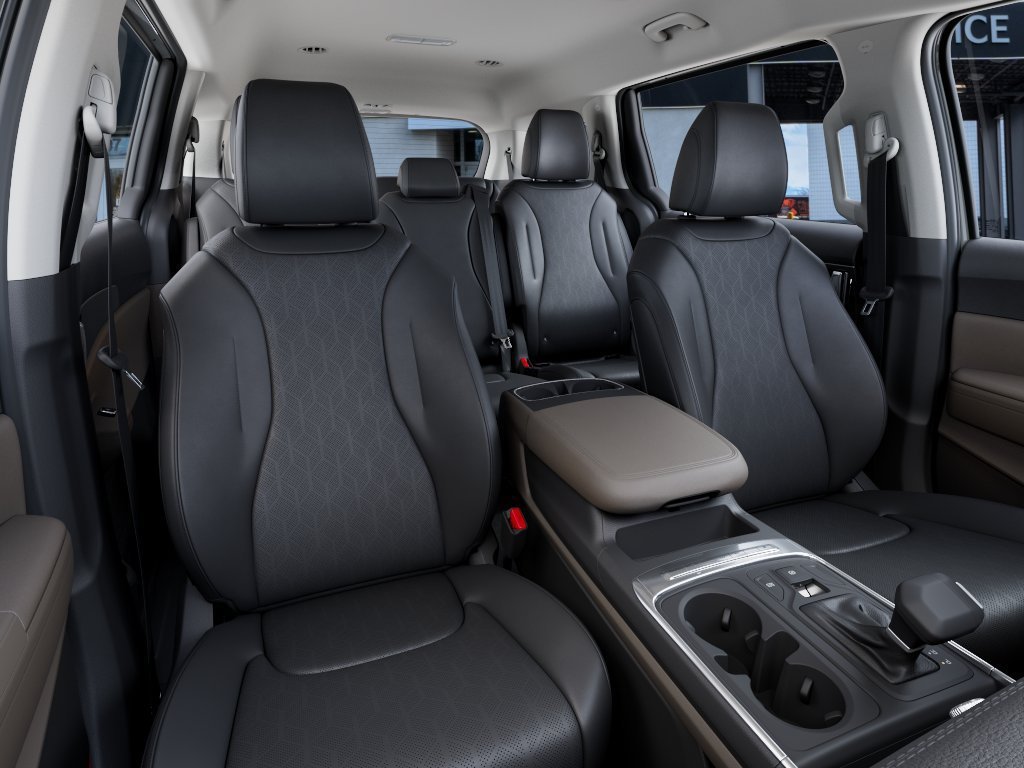 New 2027 White Kia LXS image 15
