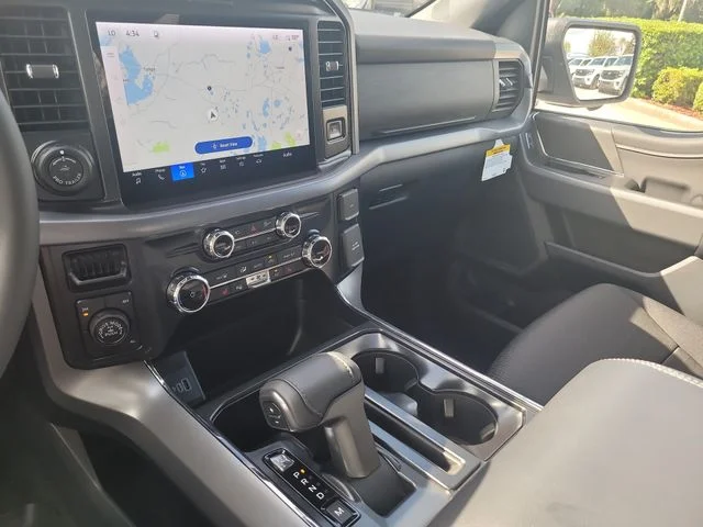 New 2026 Oxford White Ford XLT image 21
