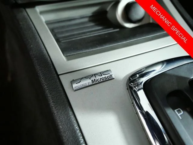Used 2012 Red Ford SE image 25