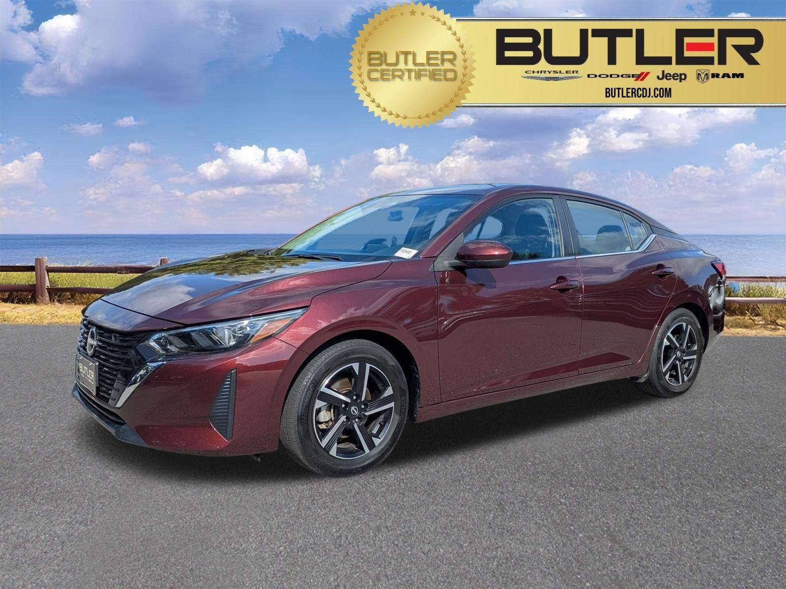 Used 2025 Rosewood Metallic Nissan SV image 1