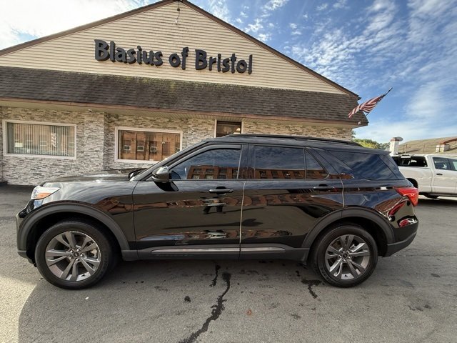 2022 Ford Explorer XLT photo 4