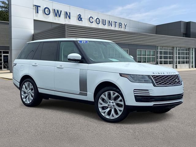 Used 2019 Fuji White Land Rover 5.0L V8 Supercharged image 1