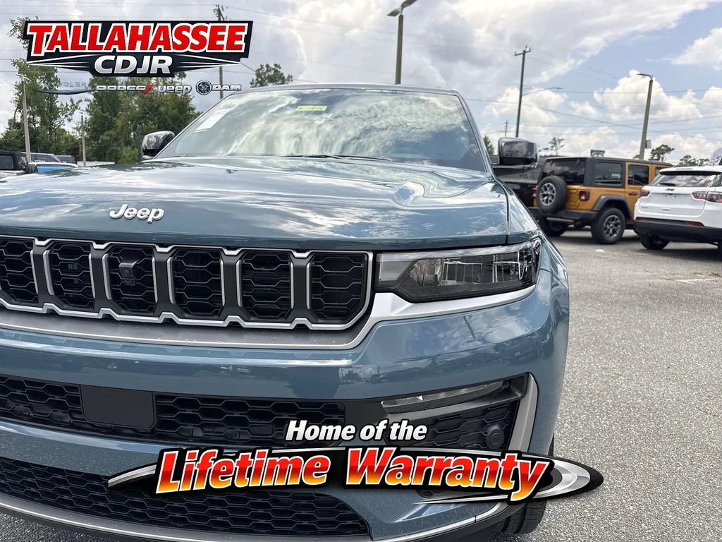 New 2026 Steel Blue Exterior Paint Jeep Limited image 11
