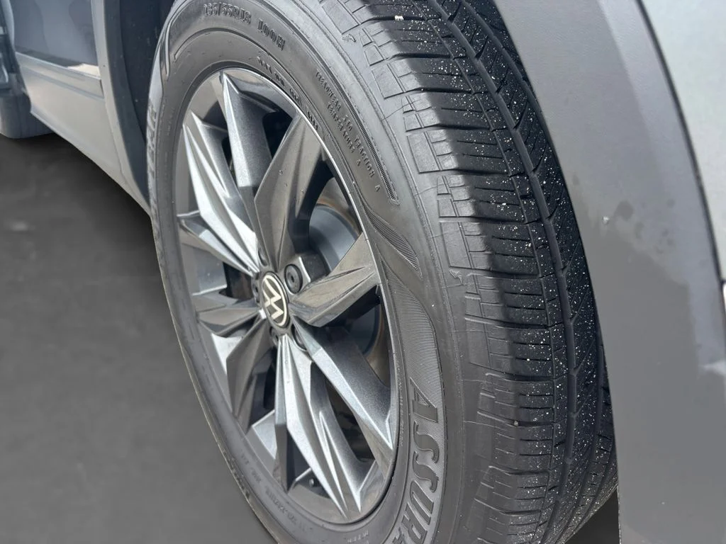 Used 2023 Gray Volkswagen 2.0T SE image 50