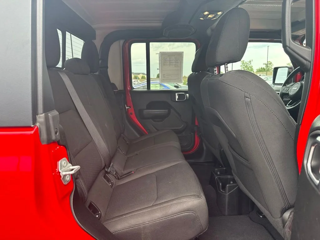 2023 Jeep Gladiator Sport S - Photo 14