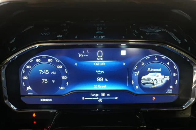 Used 2022 Iridescent Pearl Tricoat Chevrolet High Country image 14