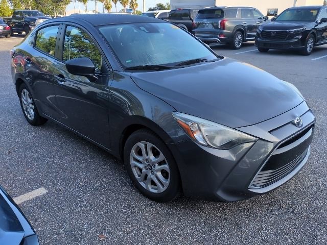 2017 Toyota Yaris iA's photo