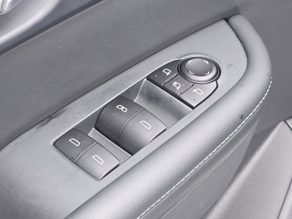 2025 Buick Enclave Preferred - Photo 23