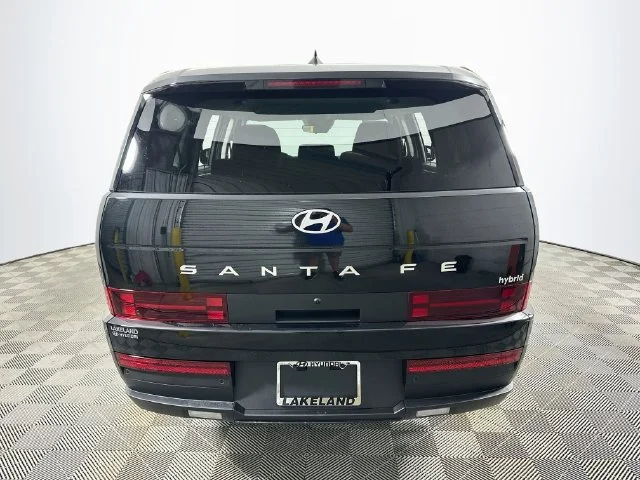 New 2027 Black Hyundai SE image 4