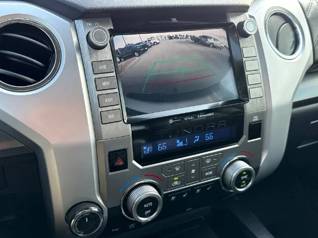 Used 2020 White Toyota Platinum image 25