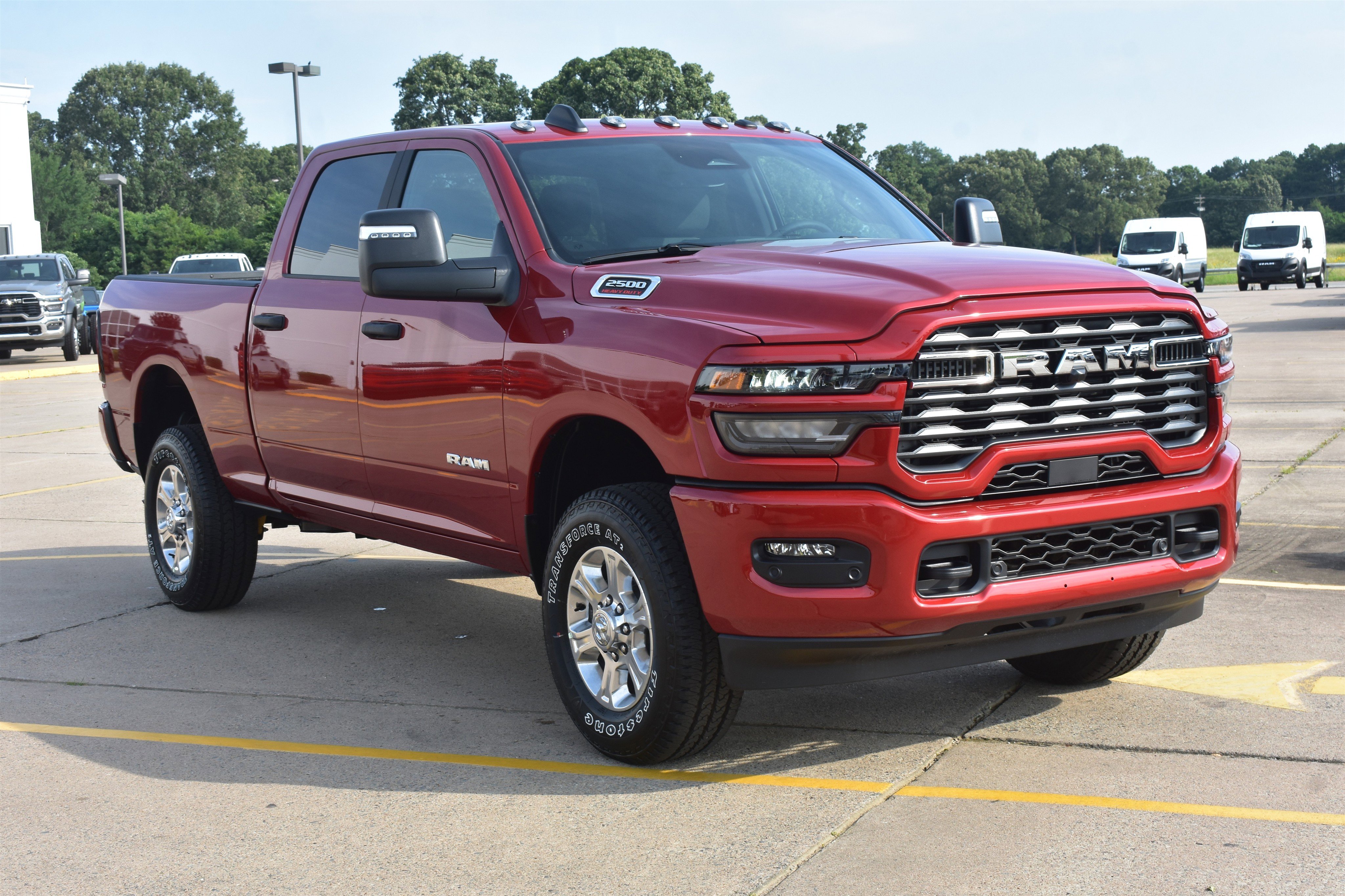 New 2026 Molten Red Pearl-Coat Exterior Paint RAM Big Horn image 3