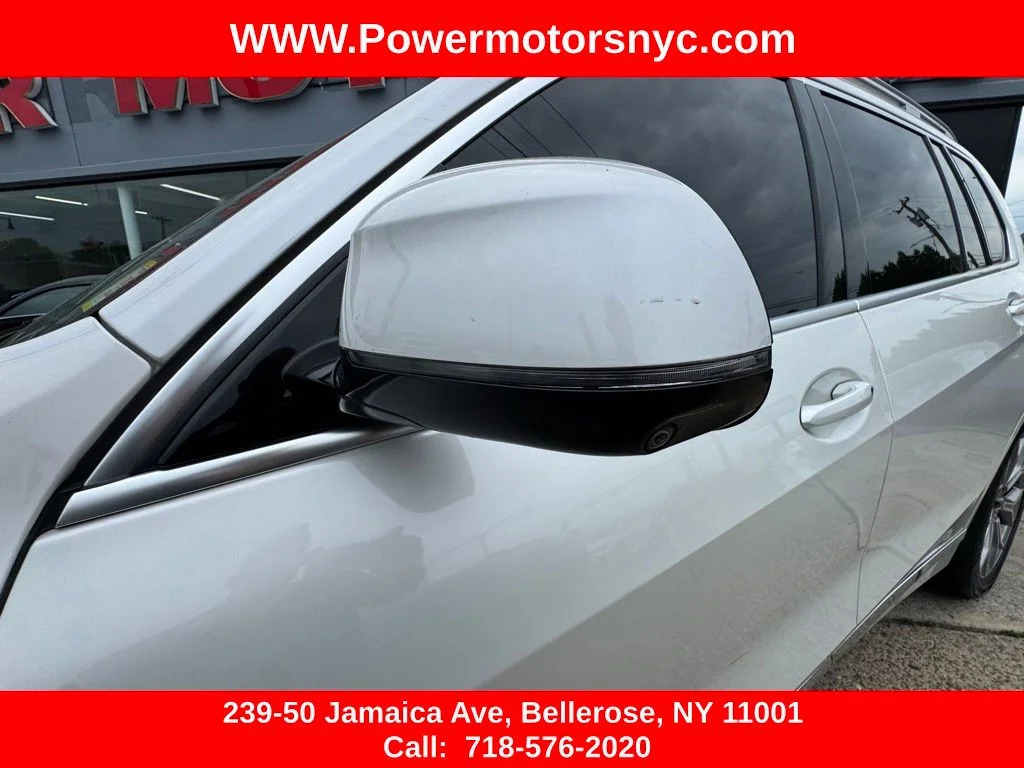 Used 2022 White BMW xDrive40i image 15