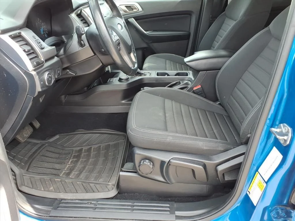 Used 2021 Blue Metallic Ford XLT image 12