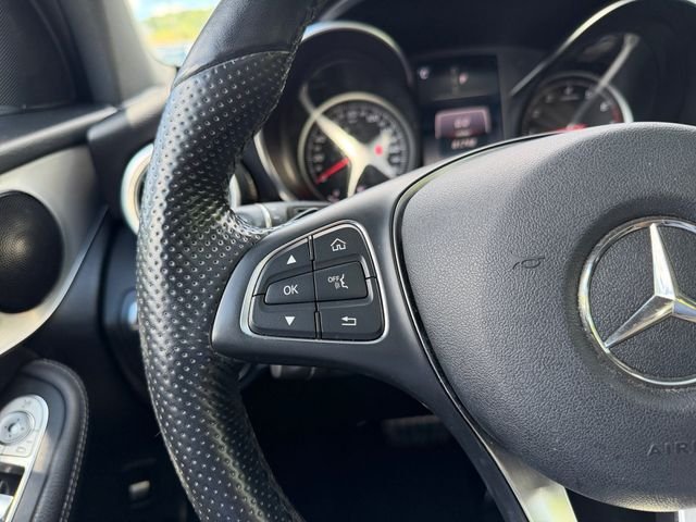 Used 2019 Polar White Mercedes-Benz GLC 300 image 27