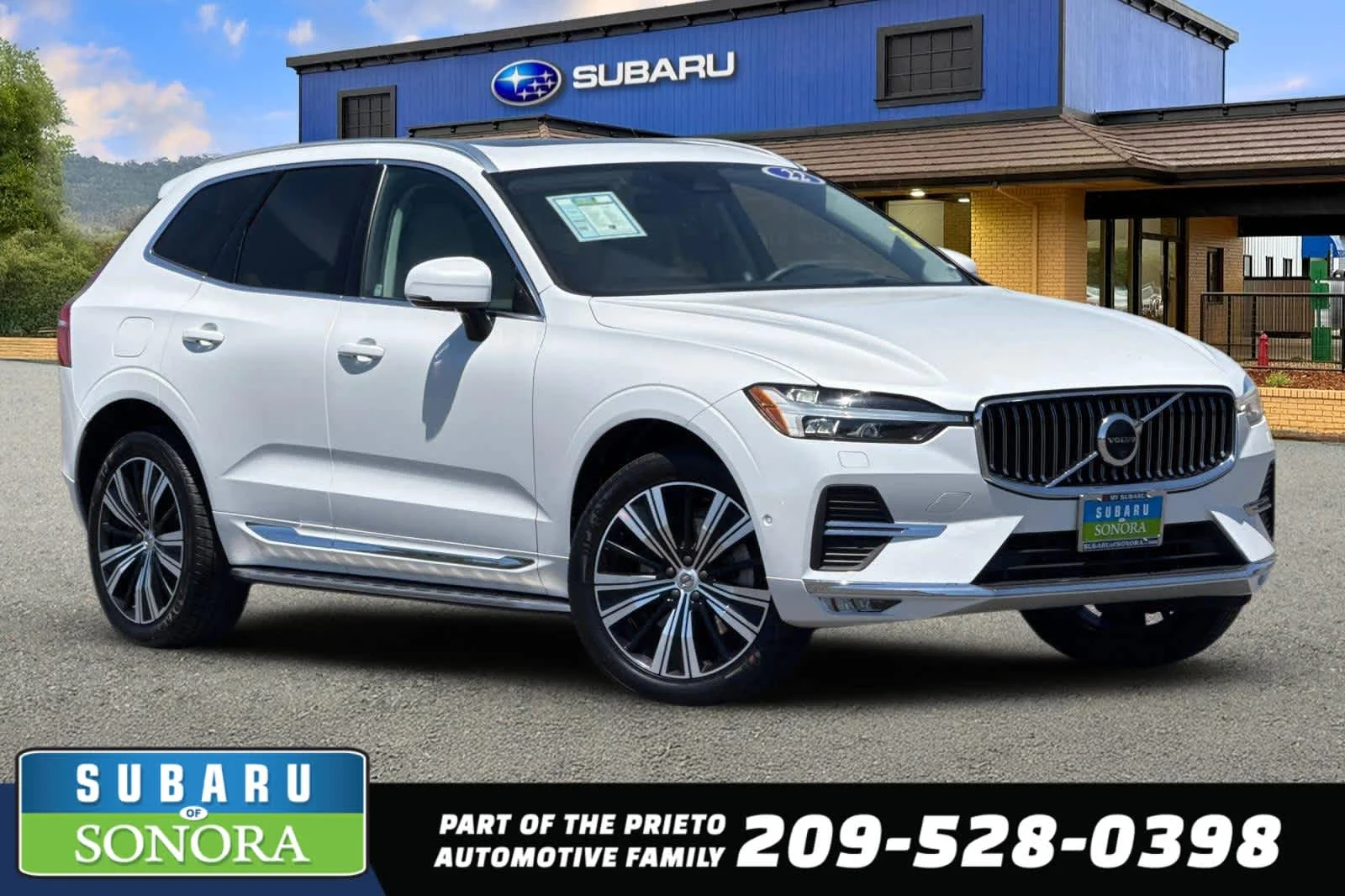 2022 Volvo XC60 B5 Inscription FWD's photo