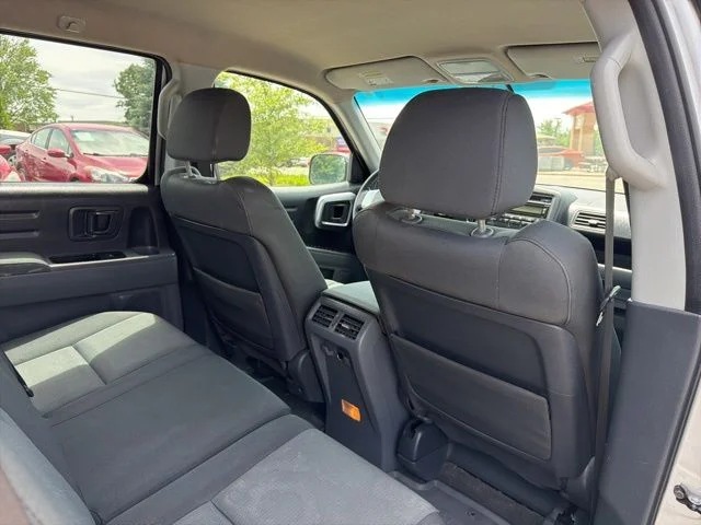 Used 2007 Silver Honda RTX image 19