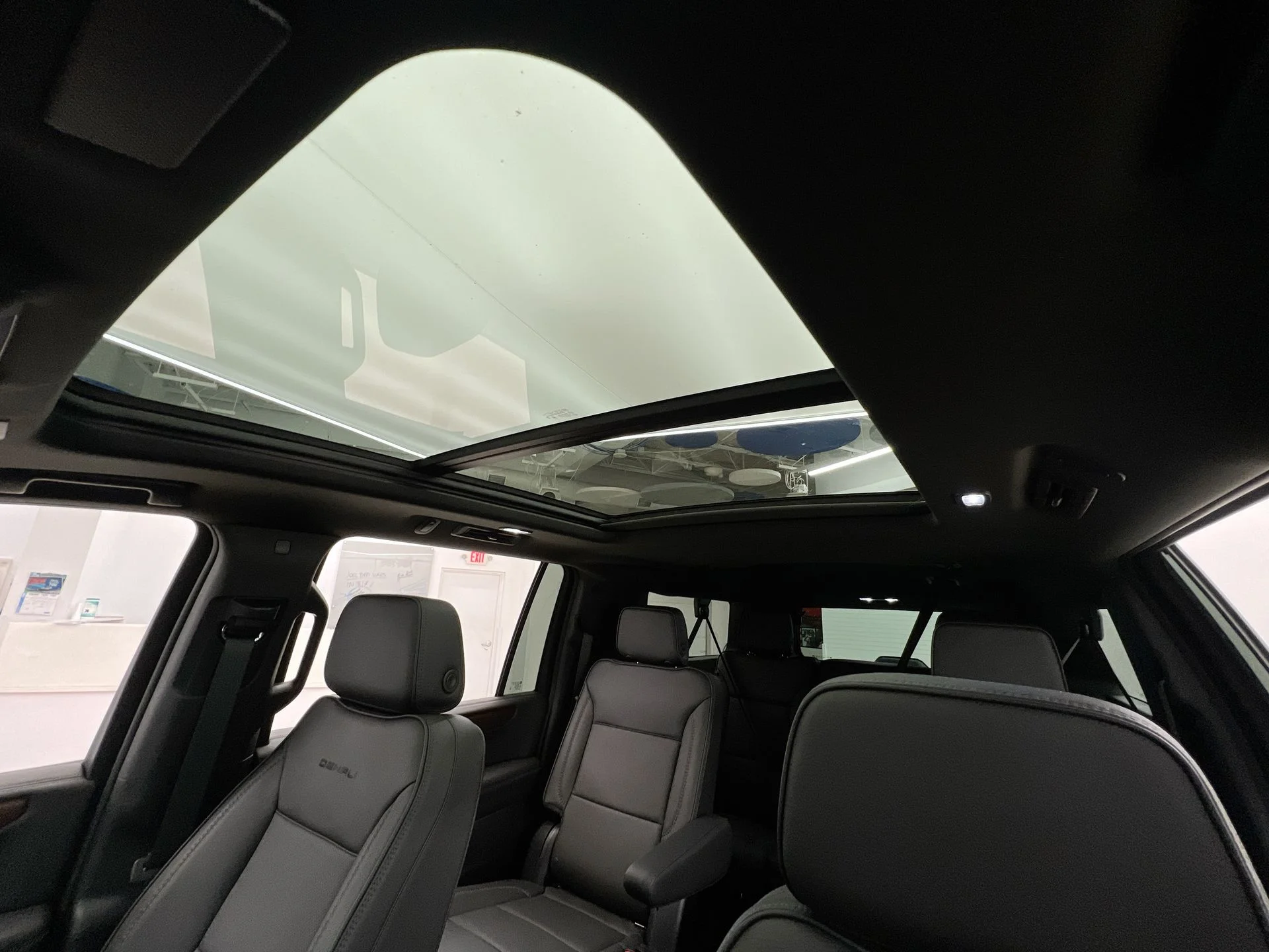 2026 GMC Yukon XL Denali - Photo 77