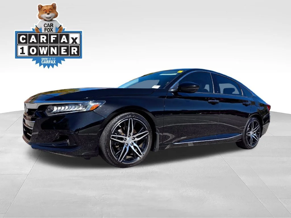 Used 2021 Black Honda Touring image 2