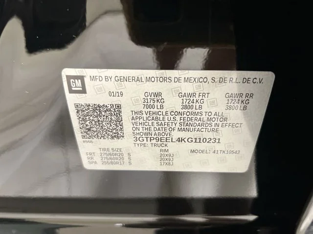 Used 2019 Black GMC AT4 image 34