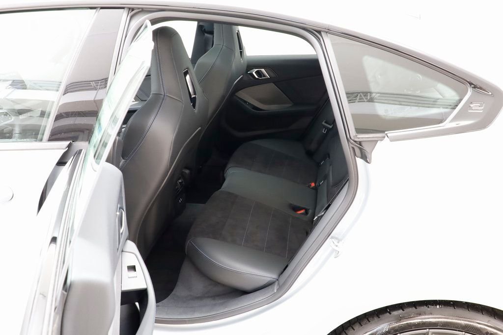 2025 BMW 2 Series M235 - Photo 15