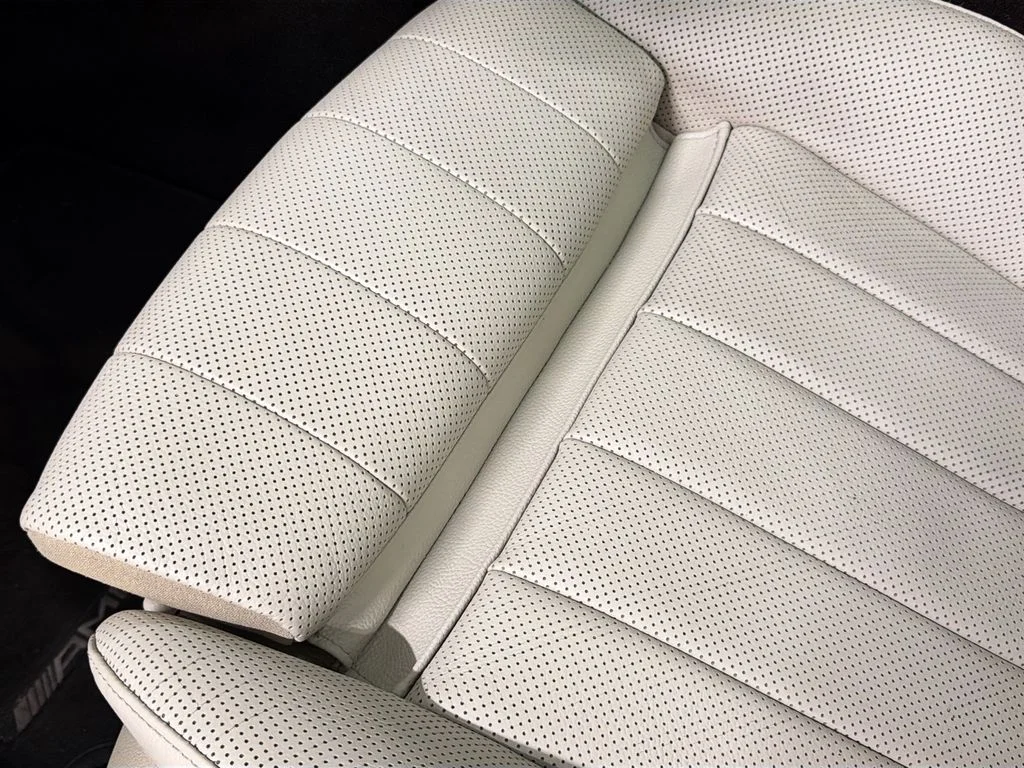 Used 2019 Dune Silver Mercedes-Benz E 450 image 21