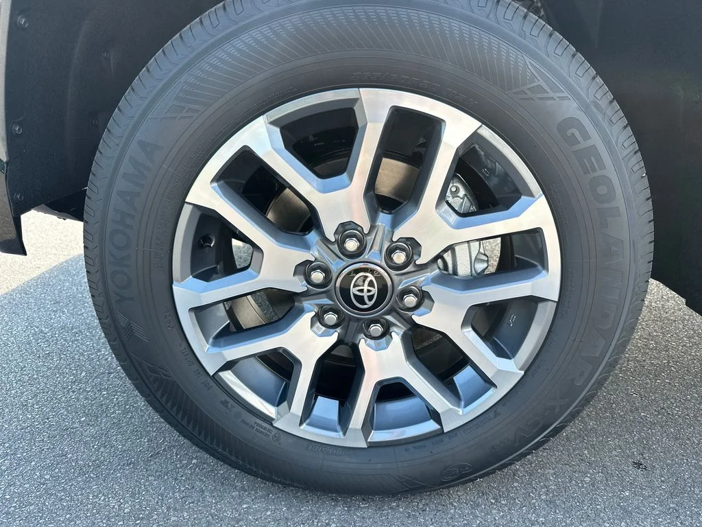 2026 Toyota Tundra 1794 Edition - Photo 10