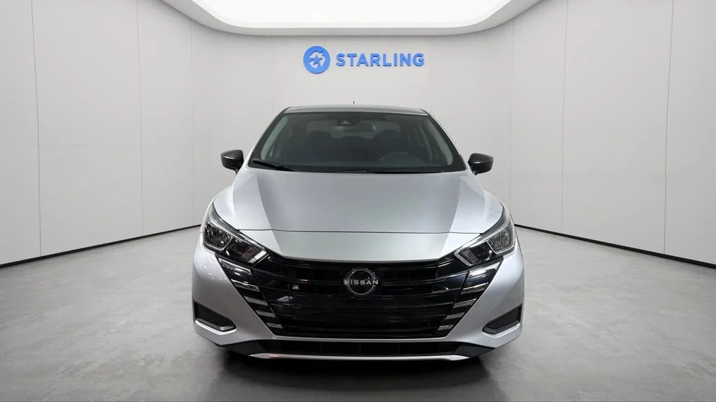 Used 2024  Nissan S image 15