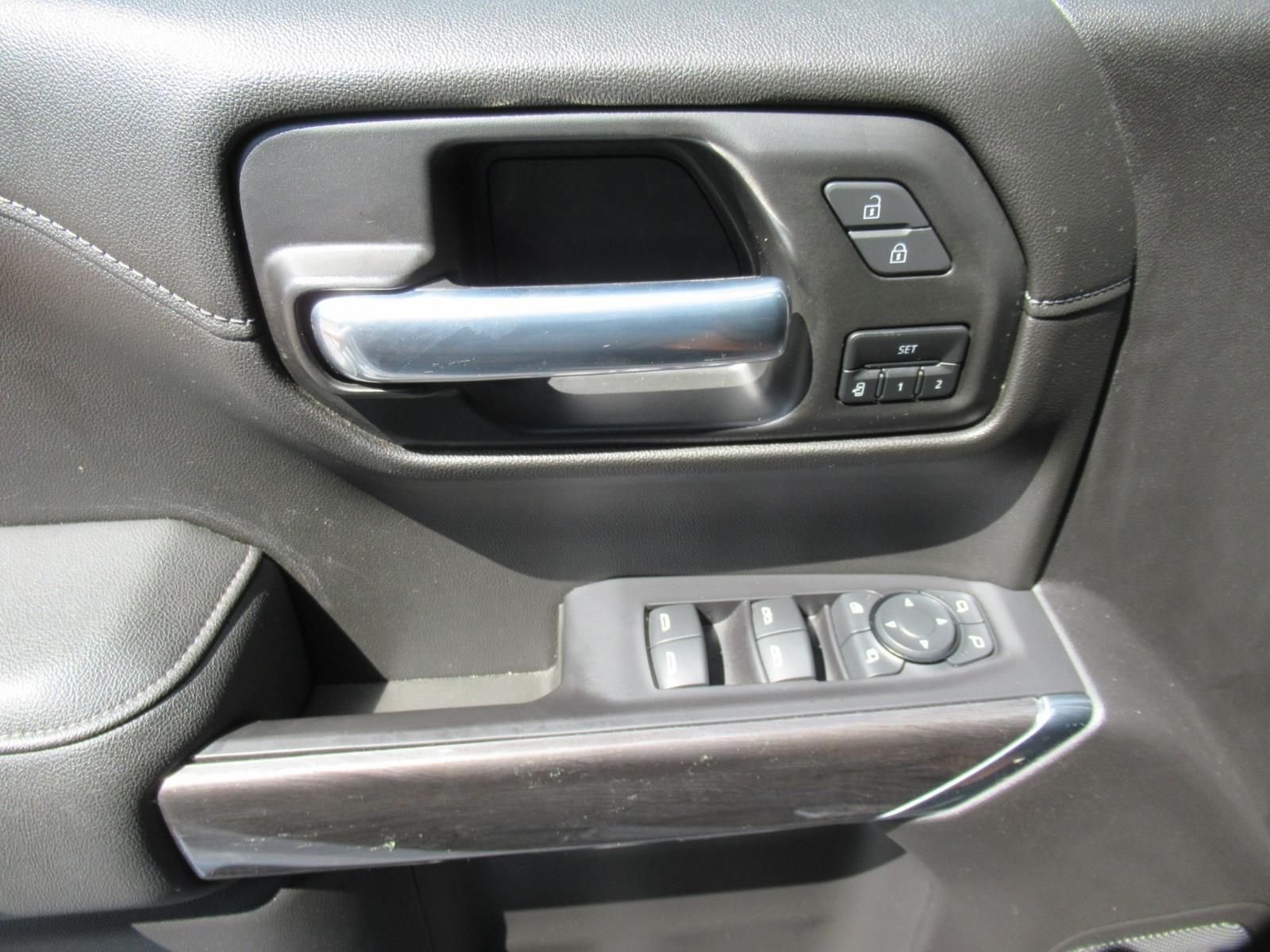 Used 2021 White Chevrolet LTZ image 20