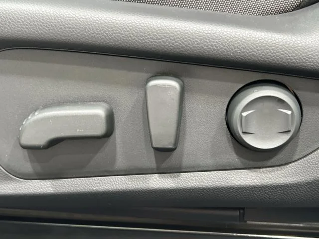 New 2026 ICE SILVER METALLIC Subaru Premium image 12