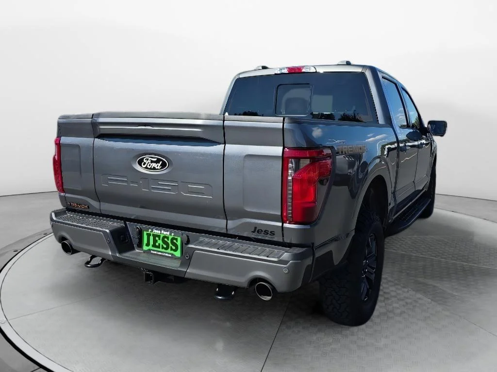 New 2026 Carbonized Gray Metallic Ford Tremor® image 7