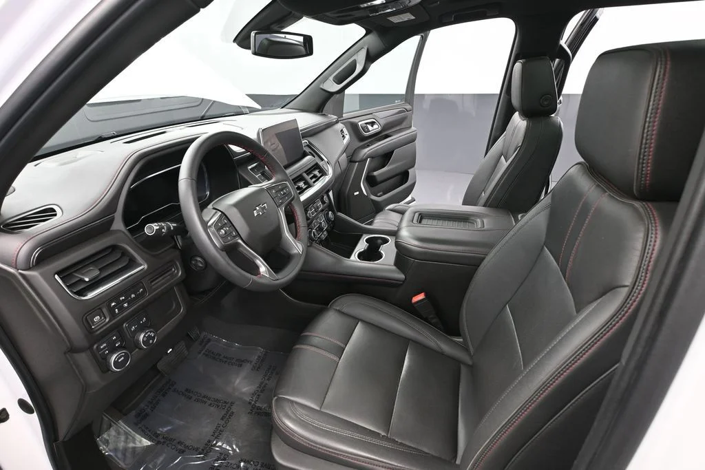 Used 2022 White Chevrolet RST image 27