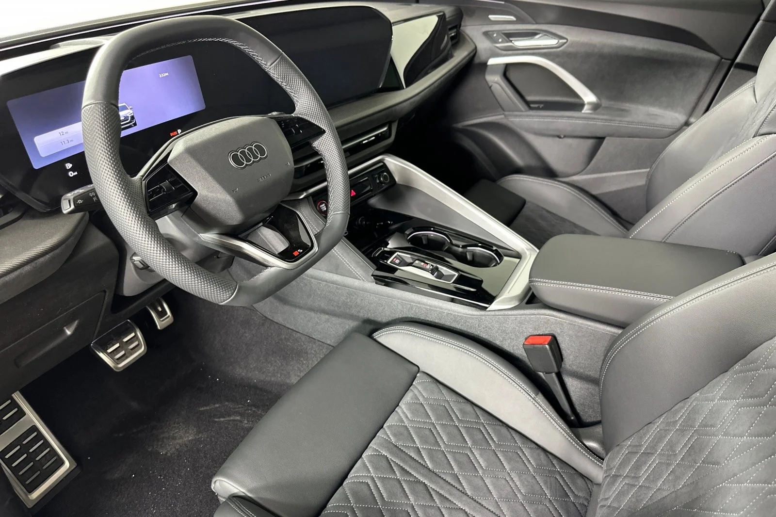 New 2026 Daytona Gray Metallic Audi Premium Plus 3.0 TFSI quattro image 9