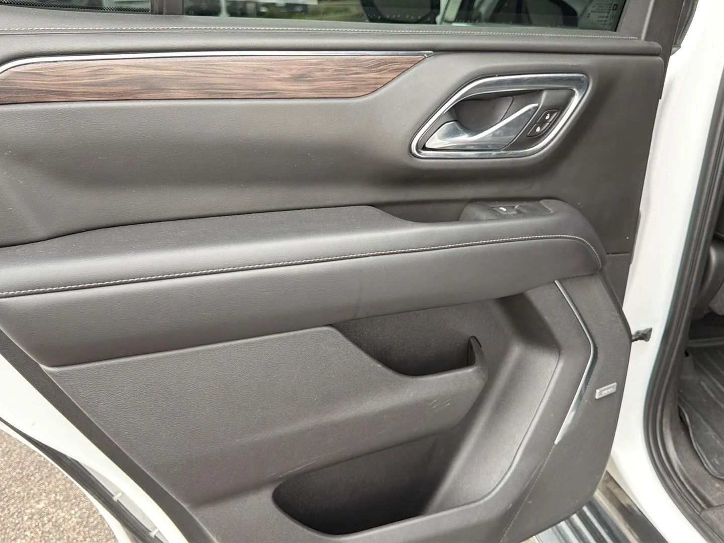 Used 2021 Summit White Chevrolet LT image 20