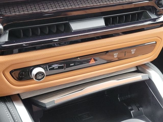 Used 2026 Black BMW M440i xDrive image 14