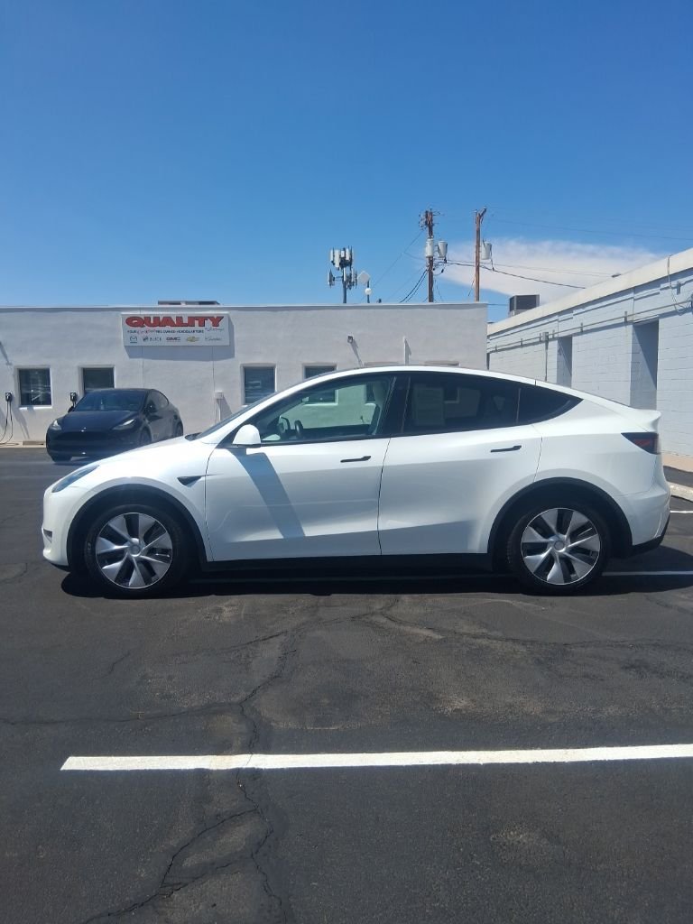 Used 2023 Tesla Model Y Long Range with VIN 7SAYGDEE2PF585639 for sale in Albuquerque, NM