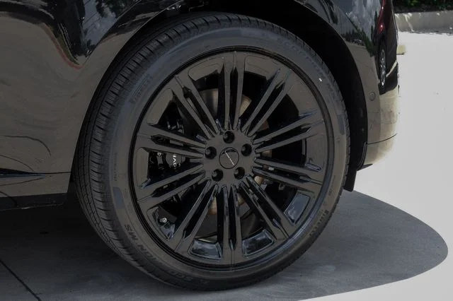New 2026 Black Land Rover SE image 68