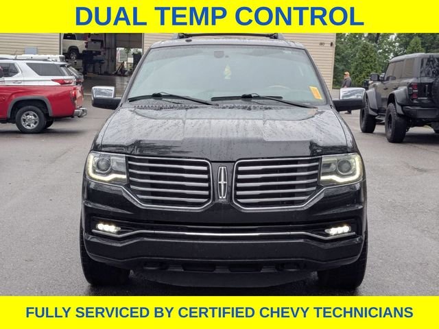 Used 2015 Black Lincoln Base image 12