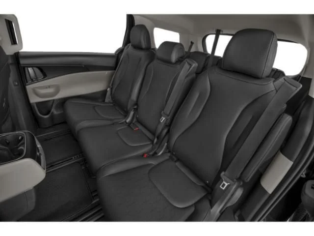 New 2027 Ceramic Silver Kia LXS image 12