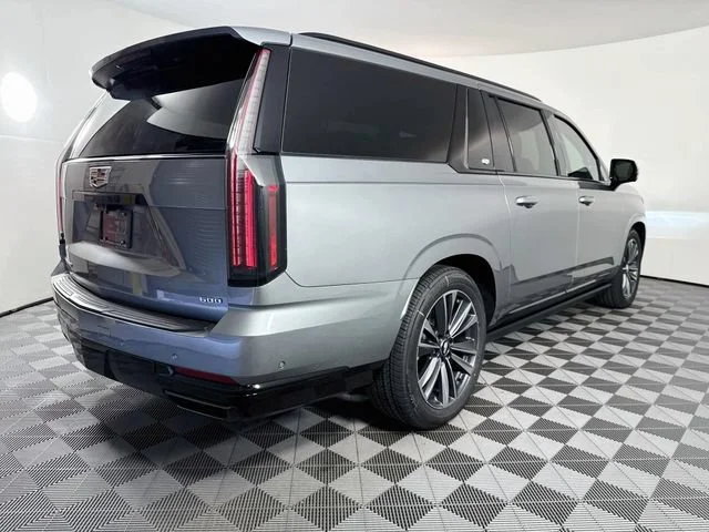 New 2026 Argent Silver Metallic Cadillac Sport image 21