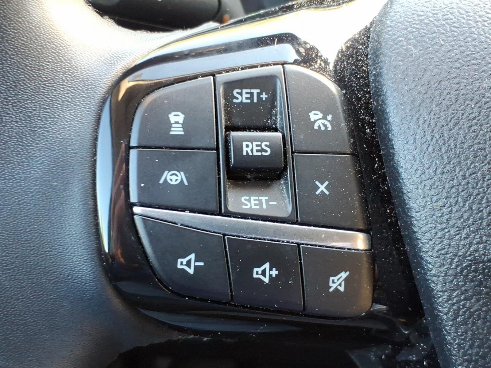 Used 2021 Agate Black Metallic Ford SE Hybrid image 14