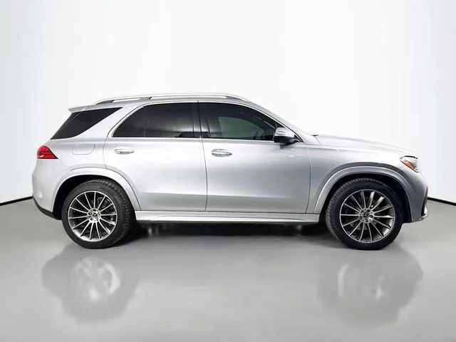 Used 2024 White Mercedes-Benz GLE 450 image 4