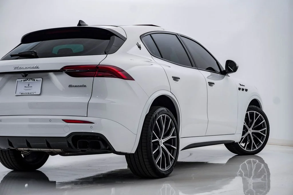New 2026 Bianco Astro Metallic Maserati Modena image 10