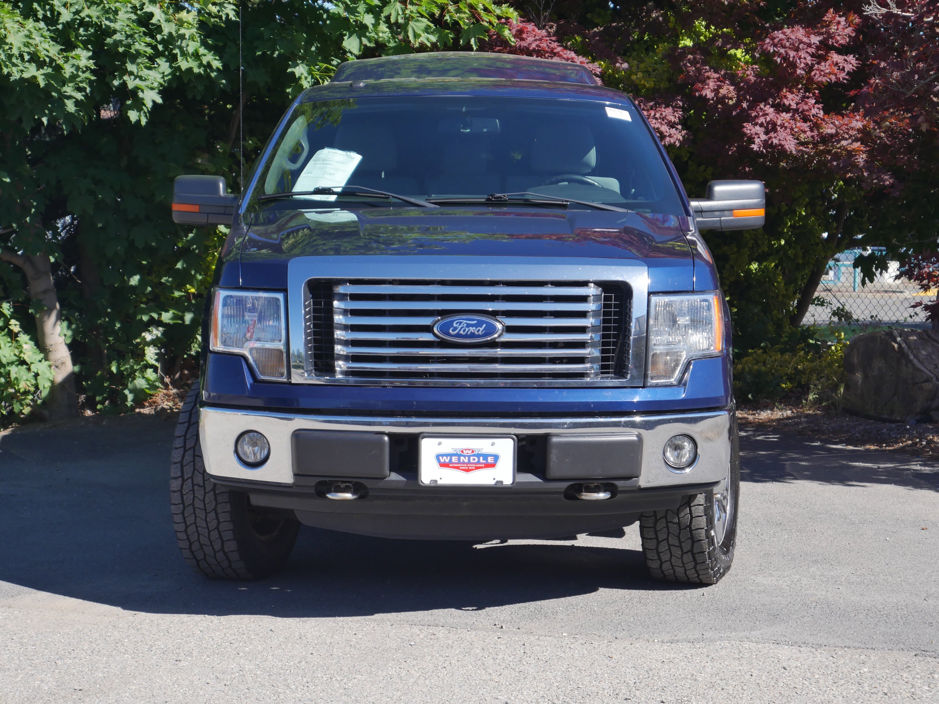 Used 2011 Dark Blue Pearl Metallic Ford XLT image 28