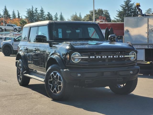 2025 Ford Bronco Outer Banks®