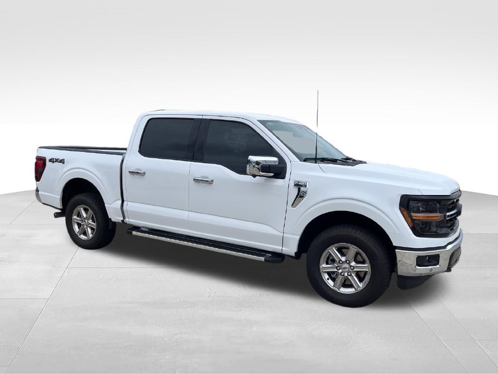Used 2024 White Ford XLT image 7