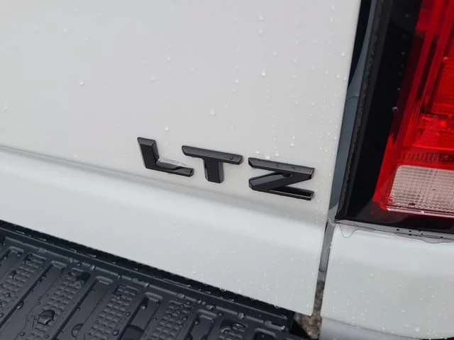 New 2026 Summit White Chevrolet LTZ image 36