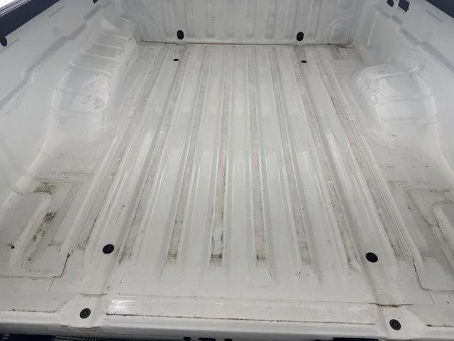 Used 2022 White Nissan S image 25