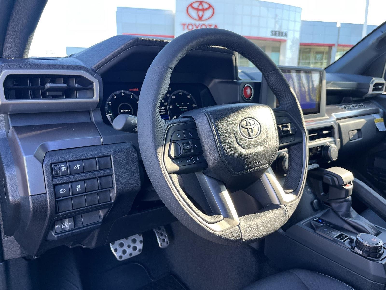 2025 Toyota Tacoma TRD Sport - Photo 23
